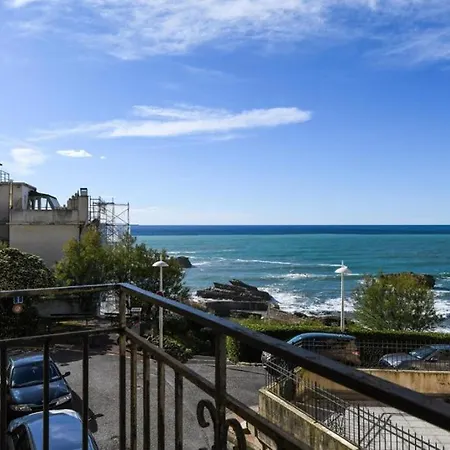 Lägenhet Appartement Front D'Ocean Coeur De Ville Biarritz